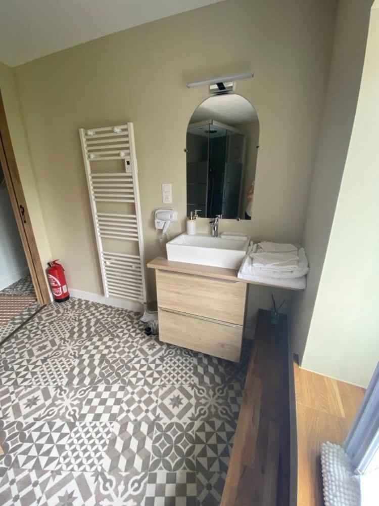 Bed and Breakfast Chez Marie Et Angel Autun Exterior foto
